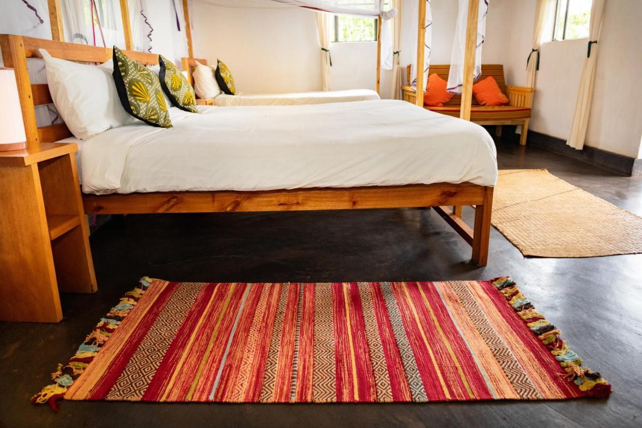 Isunga Lodge Kibale National Park Eksteriør billede