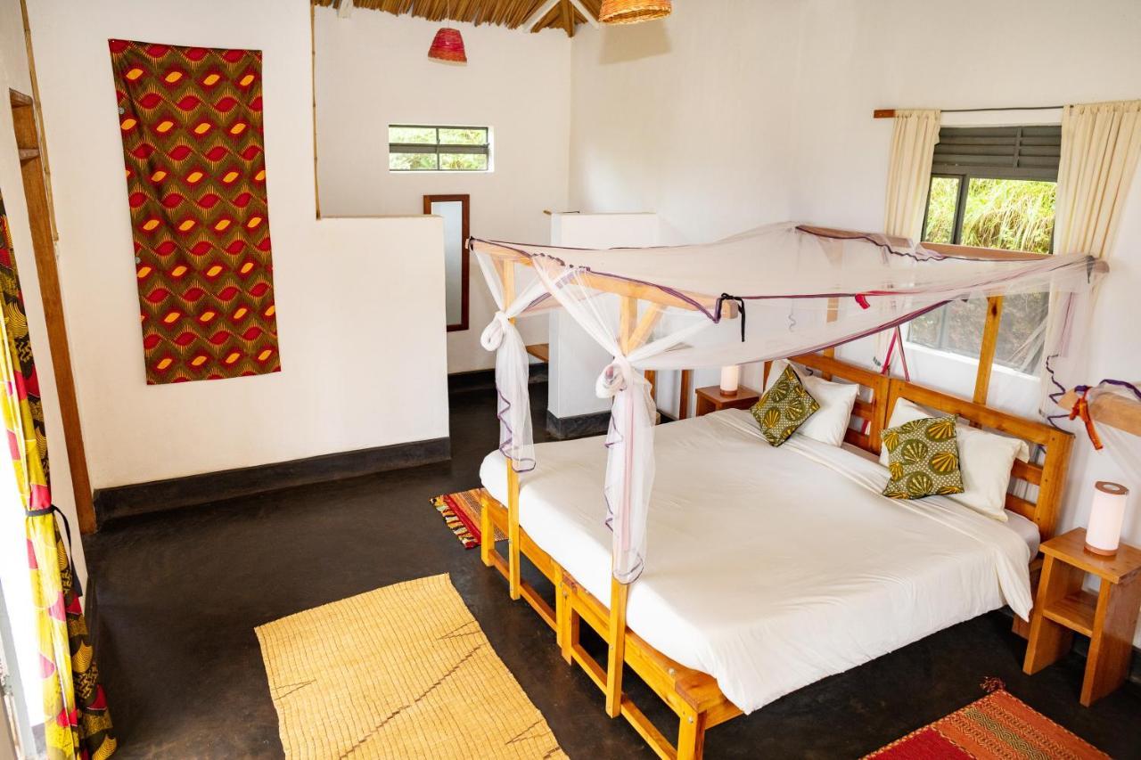 Isunga Lodge Kibale National Park Eksteriør billede