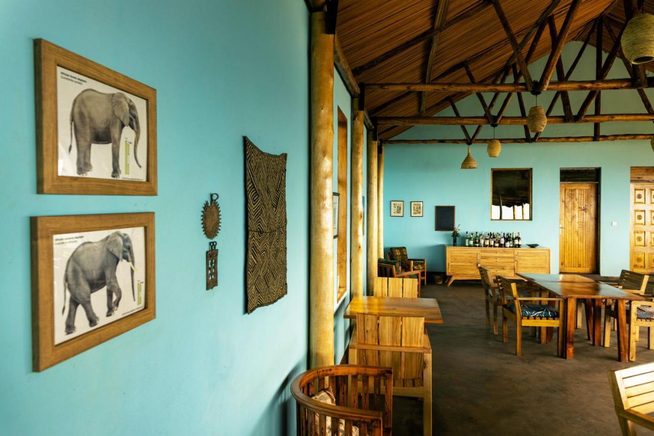 Isunga Lodge Kibale National Park Eksteriør billede