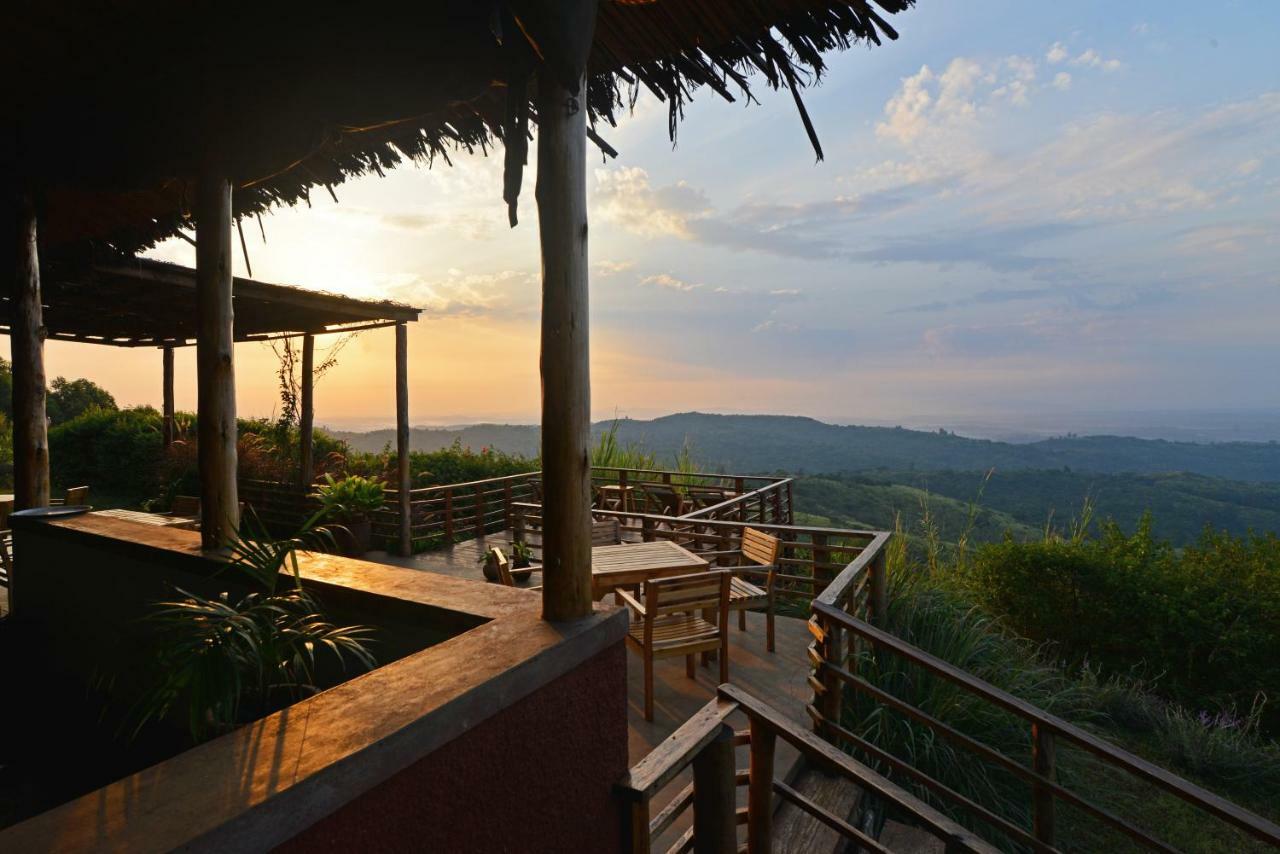 Isunga Lodge Kibale National Park Eksteriør billede